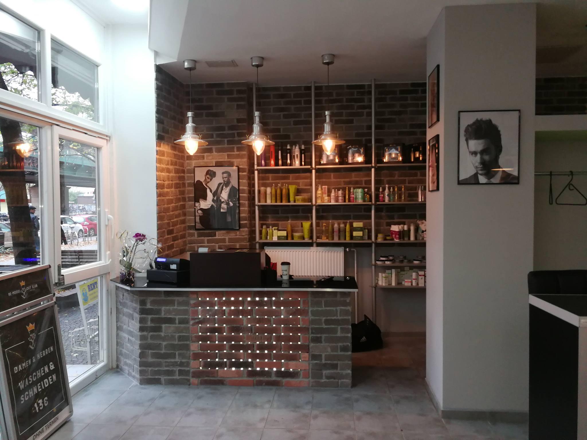 RE-MODEL Salon in Berlin